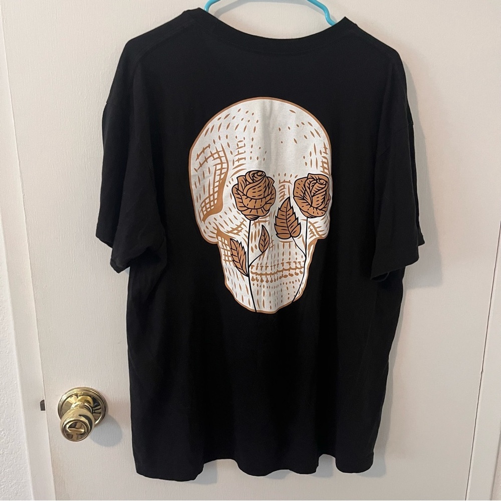 Chomp Skull Graphic Black Short Sleeve T-Shirt Roses Men’s Size XXL